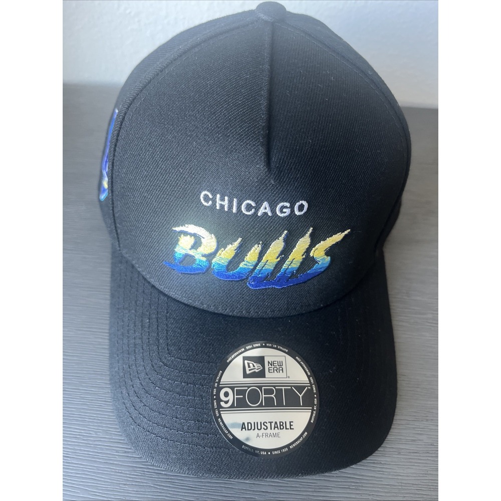 CHICAGO BULLS A FRAME BLACK Adjustable SNAPBACK New Era 9Forty HAT NWT